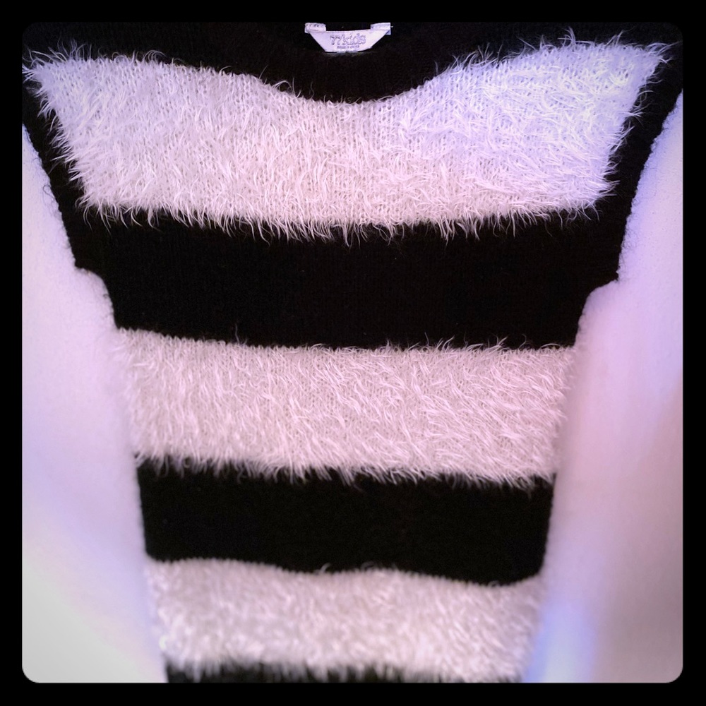 77kids sweater xs